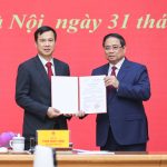 Thủ tướng trao quyết định bổ nhiệm Giám đốc Đại học Quốc gia Hà Nội