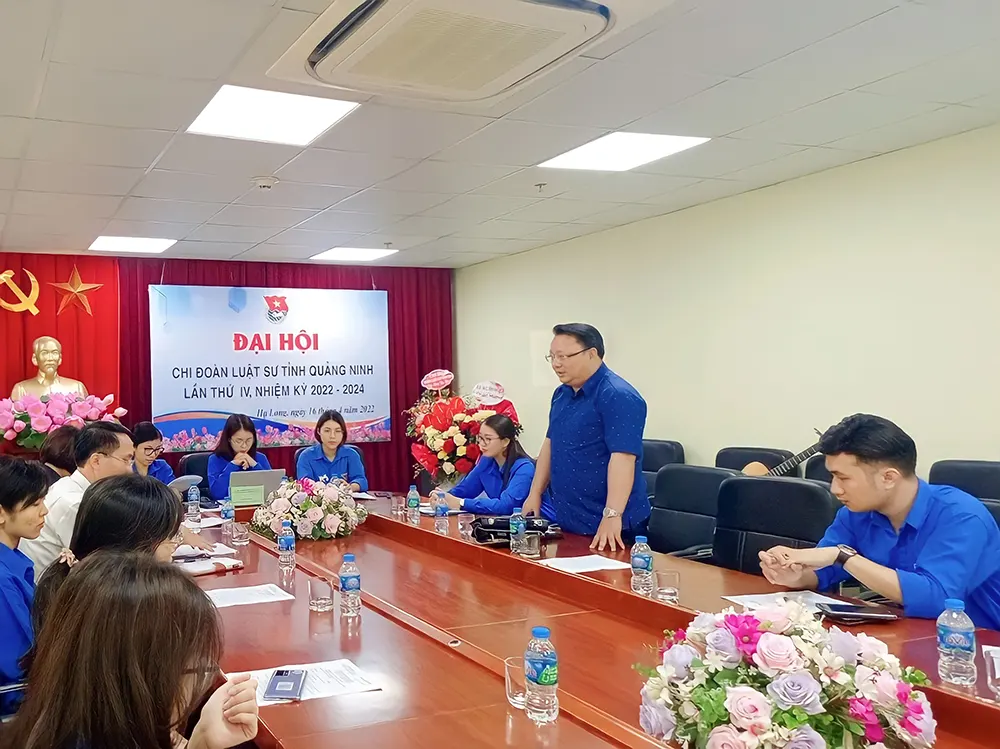 Một buổi sinh hoạt Chi đoàn Đoàn Luật sư tỉnh Quảng Ninh.