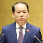 Luật sư công không được cung cấp dịch vụ cho khách hàng ngoài nhà nước